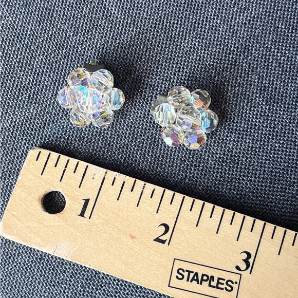 Vintage Aurora Borealis Crystal Cluster Clip-on Earrings - Picture 3 of 6